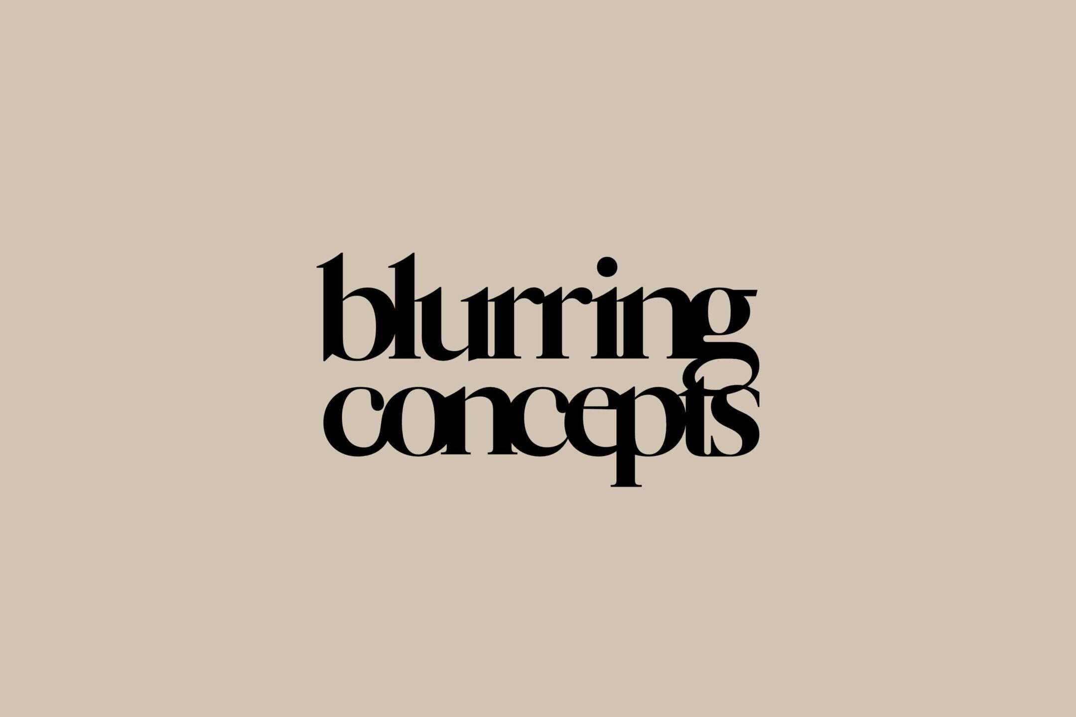 Het logo van Blurring Concepts. De woorden zijn op elkaar gestapeld en de letters vloeien in elkaar over.